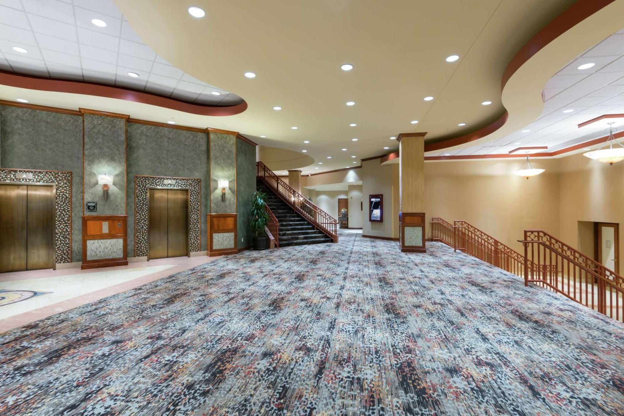 Embassy Suites By Hilton Saint Louis Saint Charles Exterior photo